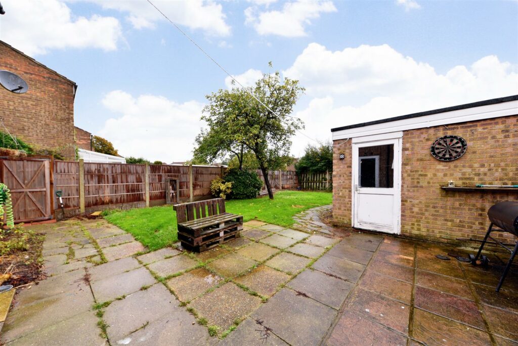 Sheringham Avenue, Stevenage
