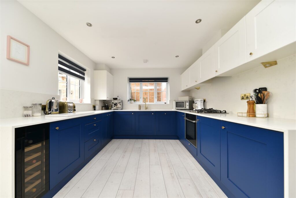 Ten Acres Crescent, Stevenage