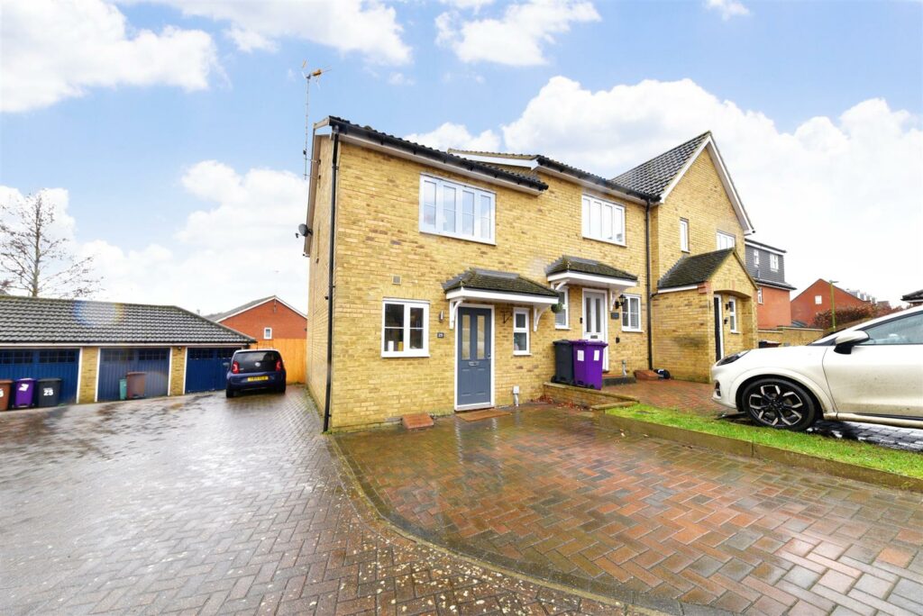 Hunt Hill Close, Stevenage