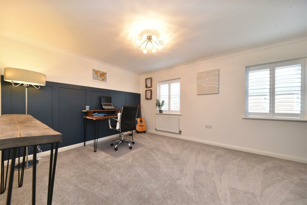 Cotswold Drive, Stevenage